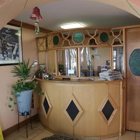 Theroff'S Motel